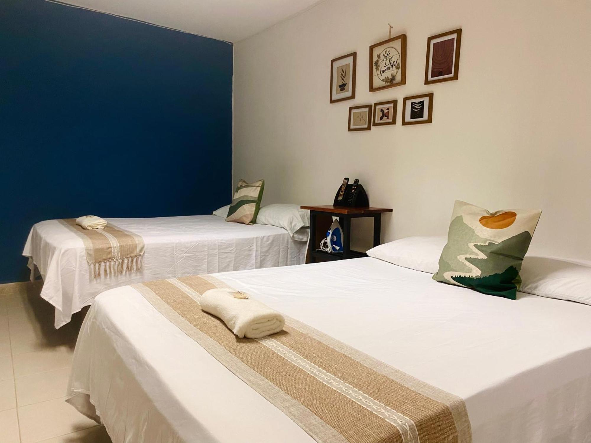 Hospedaje Aldana - Habitacion L E R D O En Zona Centro Tuxpan  Kültér fotó